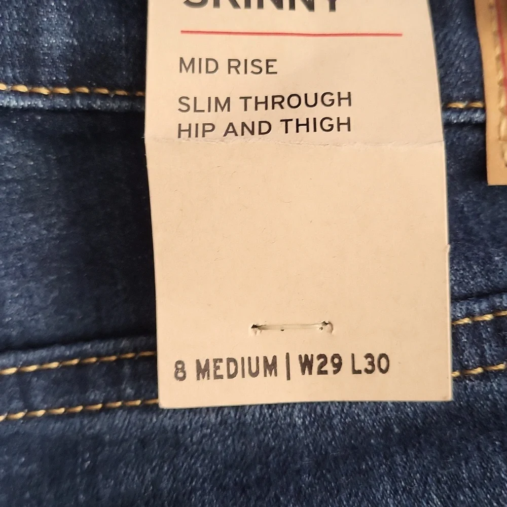SALE--Levi's Women's Dark Blue Rinse 711 Skinny Jeans - Picture 9 of 11